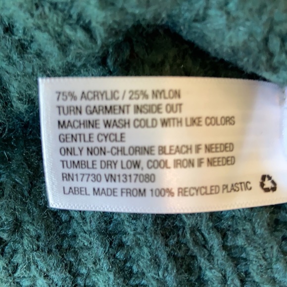 Universal Thread Color Block Sweater - Picture 6 of 6